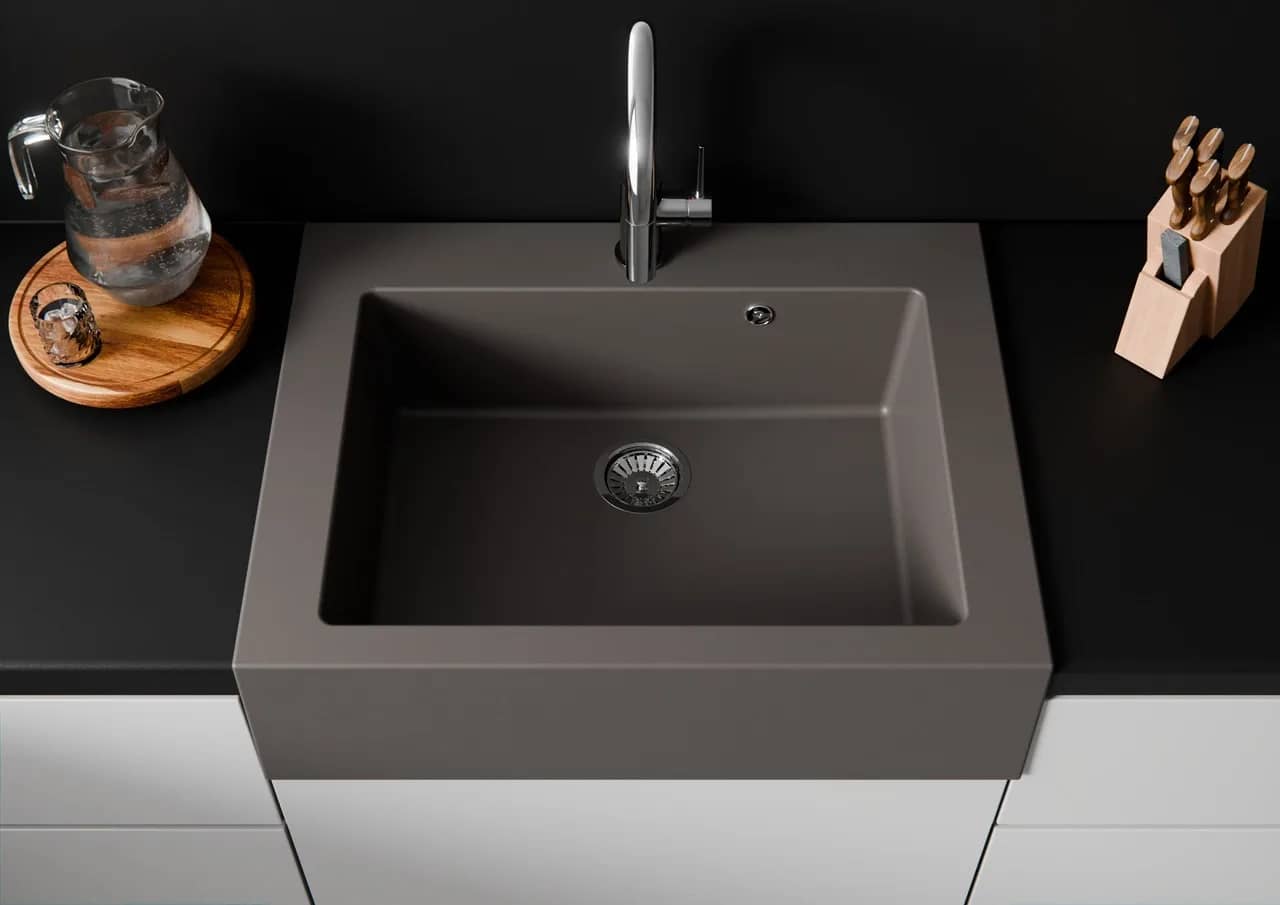 Évier granit Farmer timbre d'office 79 × 61 cm, coloris Gris installé en cuisine